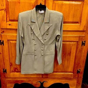 Dark Gray/green women’s suit coat with skirt set.size 3/4Dani Michael’s.